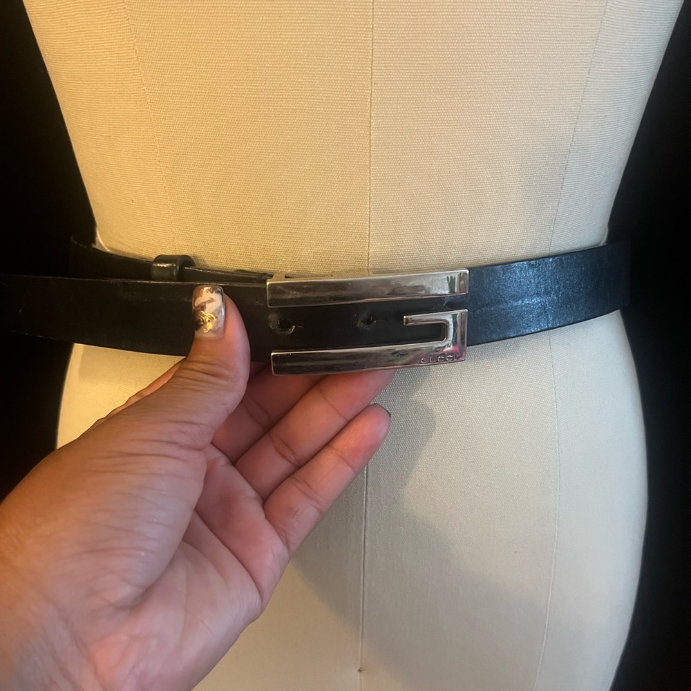Gucci Black Leather Belt with Silver G Buckle